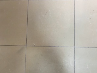 地砖铺贴及地面找平施作