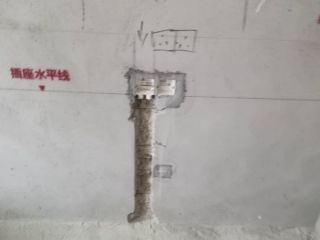 水、电管开槽施作