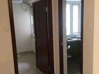 成品门及墙纸铺贴