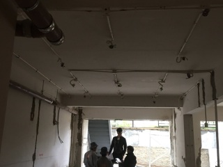 强、弱电路穿线施作