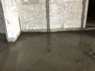 地砖铺贴及地面找平施作