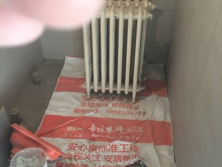 厨房、卫生间墙砖施作