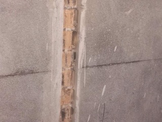 水、电管开槽施作