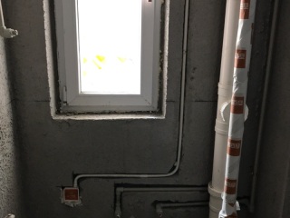 强、弱电路穿线施作