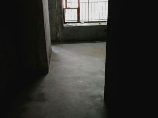 地砖铺贴及地面找平施作