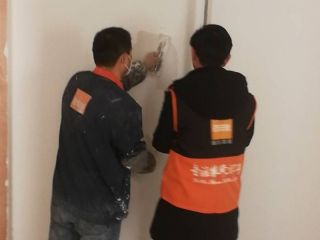 墙、顶面腻子批嵌