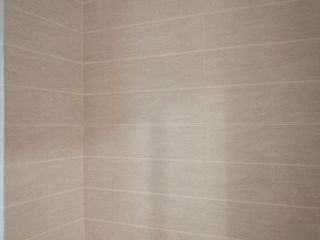 厨房、卫生间墙砖施作