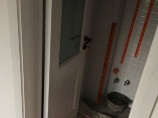 成品门及墙纸铺贴