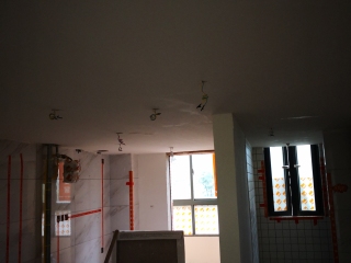 墙、顶面腻子批嵌