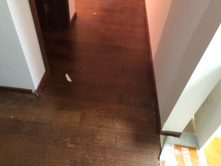 实木复合地板铺设