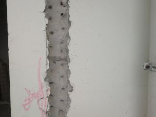 水、电管开槽施作