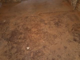 水、电管开槽施作