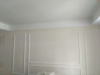 墙、顶面乳胶漆及墙纸铺贴
