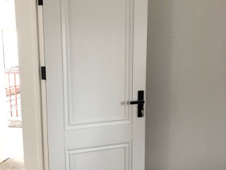 成品门及墙纸铺贴