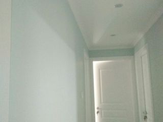 成品门及墙纸铺贴