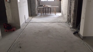 水、电管开槽施作