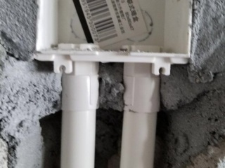 水、电管开槽施工