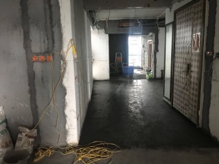地砖铺贴及地面找平施作
