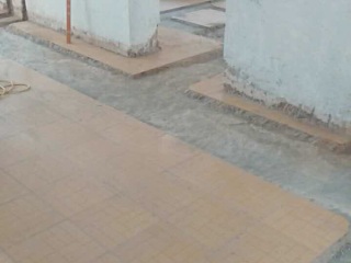 水、电管开槽施作