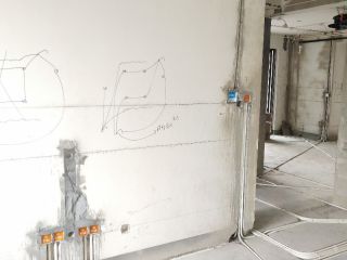 强、弱电路穿线施作