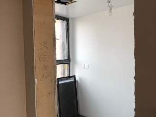 成品门及墙纸铺贴