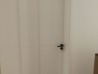 成品门及墙纸铺贴
