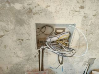 强、弱电布管，穿线施作