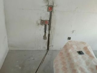 强、弱电路穿线施作