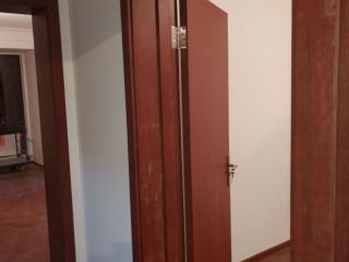 成品门及墙纸铺贴
