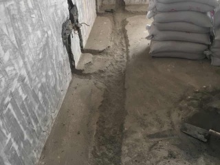 水、电管开槽施作