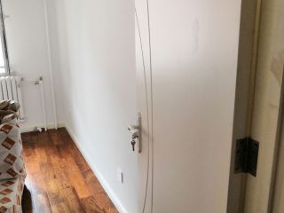 成品门及墙纸铺贴