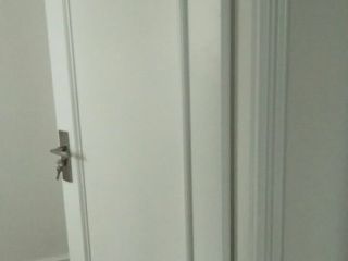 套装门、踢脚线安装