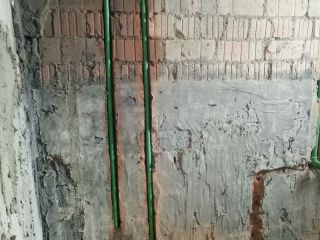 水、电管开槽施作