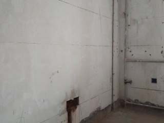 水、电管开槽施作