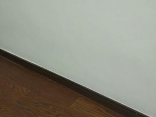 套装门、踢脚线安装