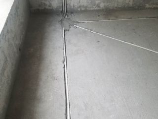 强、弱电路穿线施作