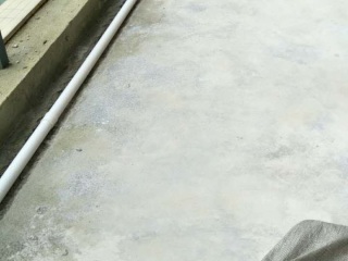 水、电管开槽施工