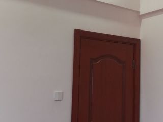 成品门及墙纸铺贴