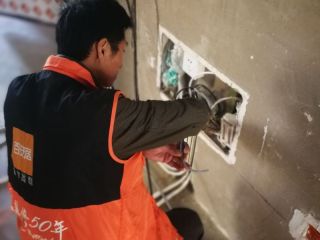 强、弱电路穿线施作