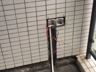 强、弱电路穿线施作