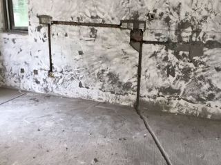 水、电管开槽施作
