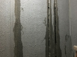 水、电管开槽施作