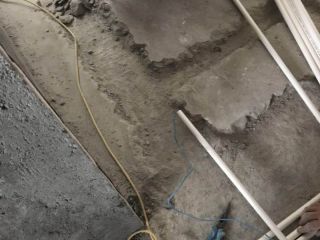 水、电管开槽施作