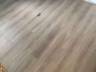 木地板铺设