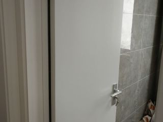 成品门及墙纸铺贴