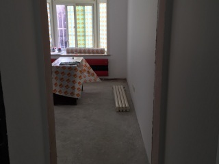 成品门及墙纸铺贴