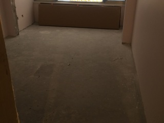地砖铺贴及地面找平施作