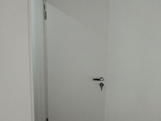 成品门及墙纸铺贴