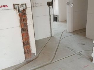水、电管开槽施作