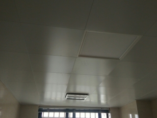集成吊顶及橱柜柜体安装